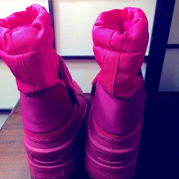 Cat&Jack pink pink winter insulated ❄️snow boots - Picture 2 of 14